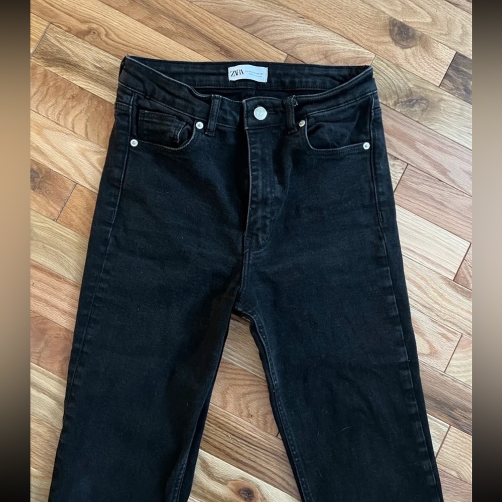 Zara Straight Leg Full Length Jeans
